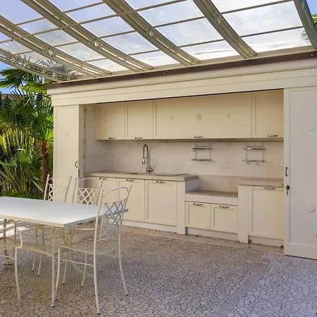 Apt24 - Luxury Lakefront Onassis Βίλα *