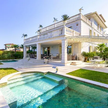 Villa Apt24 - Luxury Lakefront Onassis *