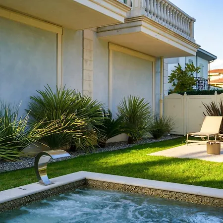 Apt24 - Luxury Lakefront Onassis Villa Sirmione