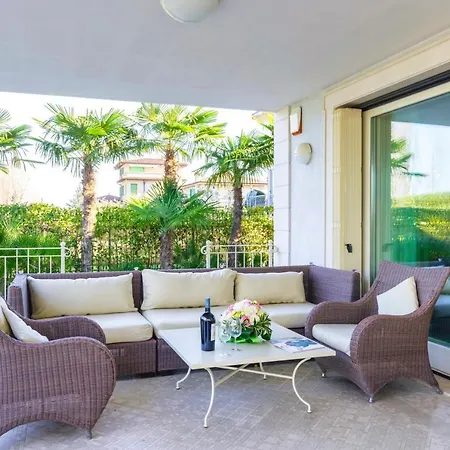 Apt24 - Luxury Lakefront Onassis * Sirmione